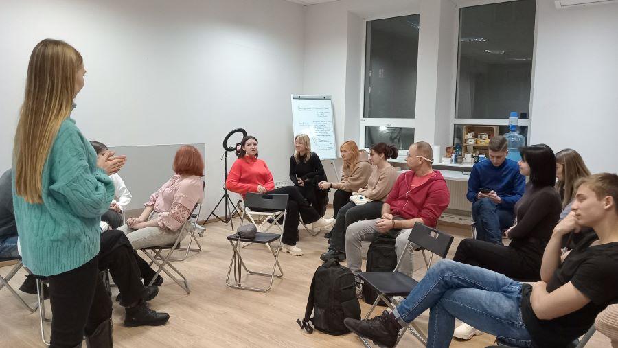 «Містерійці» ЧДТУ відвідали акторський клуб