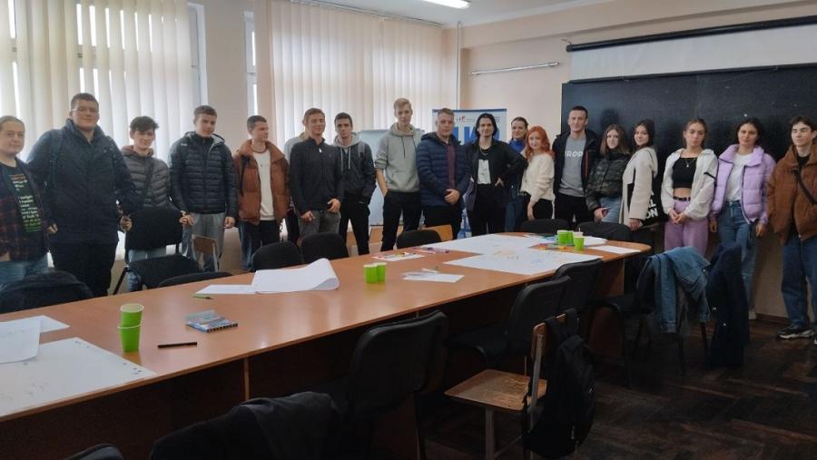 У ЧДТУ під час блог-кафе студентська молодь визначалась із пріоритетами та цінностями