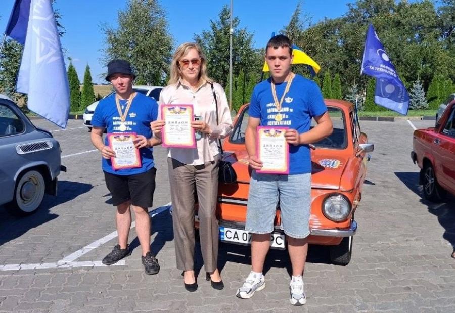 Команда автомобілістів ЧДТУ стала кращим екіпажем у класі ЗАЗ 968 автоперегонів за Кубок ТСОУ на честь &laquo;Пам&rsquo;яті Володимира Мукана&raquo; до Дня Незалежності України
