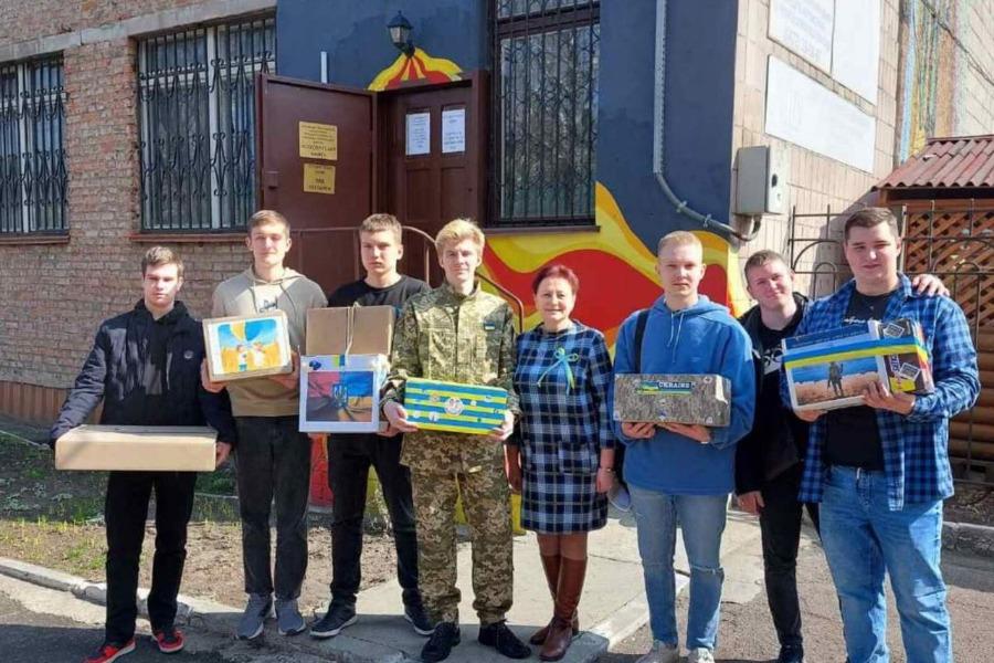 На кафедрі туризму та готельно-ресторанної справи ЧДТУ відбувся конкурс «Патріотичні смаколики»