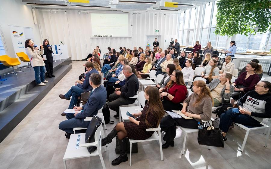 &laquo;Молодіжна політика у вищій освіті: результати та перспективи&raquo;. Науковиці ЧДТУ долучилися до обговорення розвитку молодіжної політики у вищій освіті