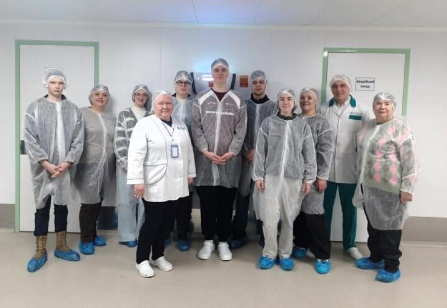 Екскурсія на підприємство &laquo;ЮРіЯ-ФАРМ&raquo;: практичний досвід для майбутніх фахівців харчової галузі ЧДТУ