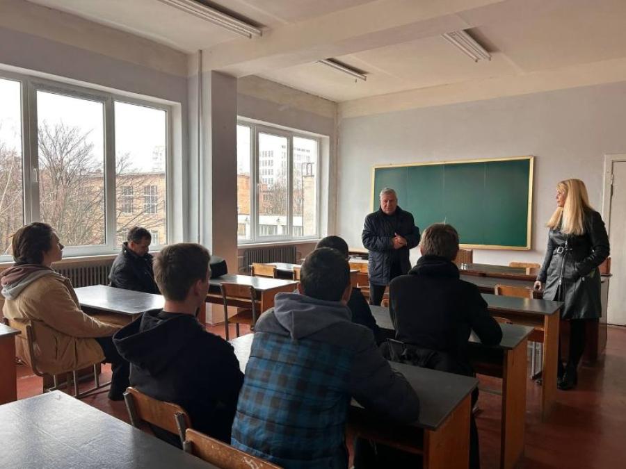 У ЧДТУ триває міжкафедральний проєкт кафедри графічного дизайну, моди та стилю і кафедри технологій та обладнання машинобудівних виробництв