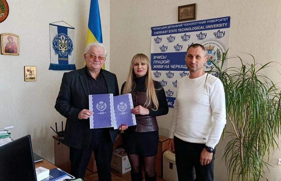 ЧДТУ та ТОВ &laquo;ПОЛІРІТМ&raquo; уклали угоду про впровадження елементів дуальної освіти у професійно-практичну підготовку