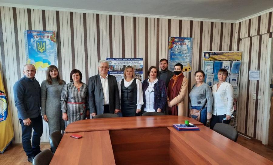 ЧДТУ підписав Договір про співпрацю зі Звенигородським центром підготовки і перепідготовки робітничих кадрів