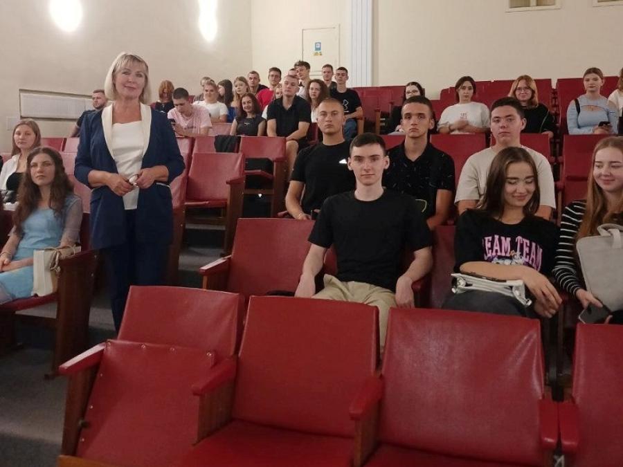 Освітня омбудсменка ЧДТУ зустрілася з першокурсниками факультету економіки та управління