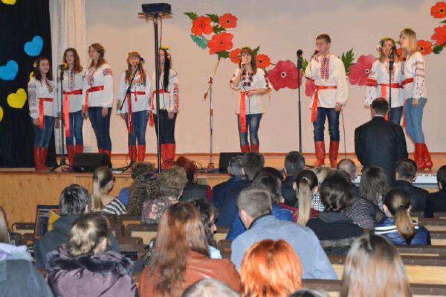 Участь студентів ЧДТУ у благодійному концерті &laquo;Рідна земля через об&rsquo;єктив, а не приціл&raquo;