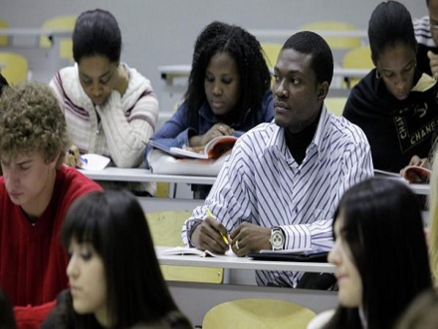 На навчання у черкаському ВНЗ претендують шестеро студентів з Африки
