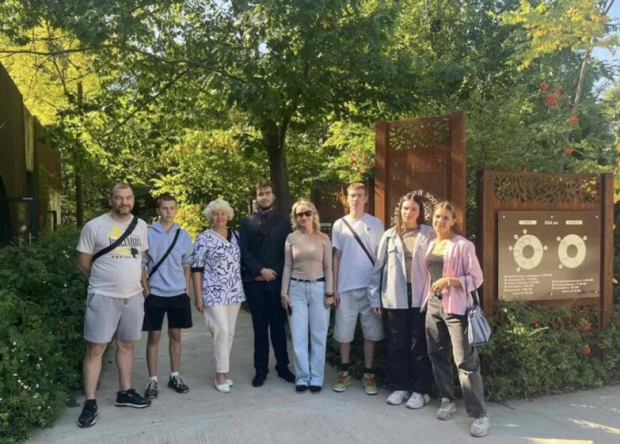 Профком організував для студентів та працівників ЧДТУ вересневу екскурсію в Черкаський міський зоопарк