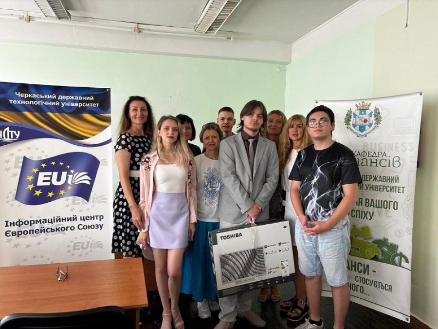 На кафедрі фінансів факультету економіки та управління ЧДТУ посилилася матеріальна база
