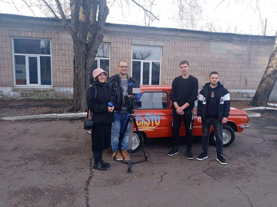 ТРК ВІККА: Студенти ЧДТУ реставрували «Запорожець», якому більше 40 років (ВІДЕО)