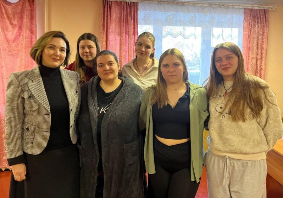 &laquo;Разом легше: про довіру, повагу і взаєморозуміння&raquo;. У гуртожитку №1 ЧДТУ відбулася зустріч-бесіда з практичною психологинею
