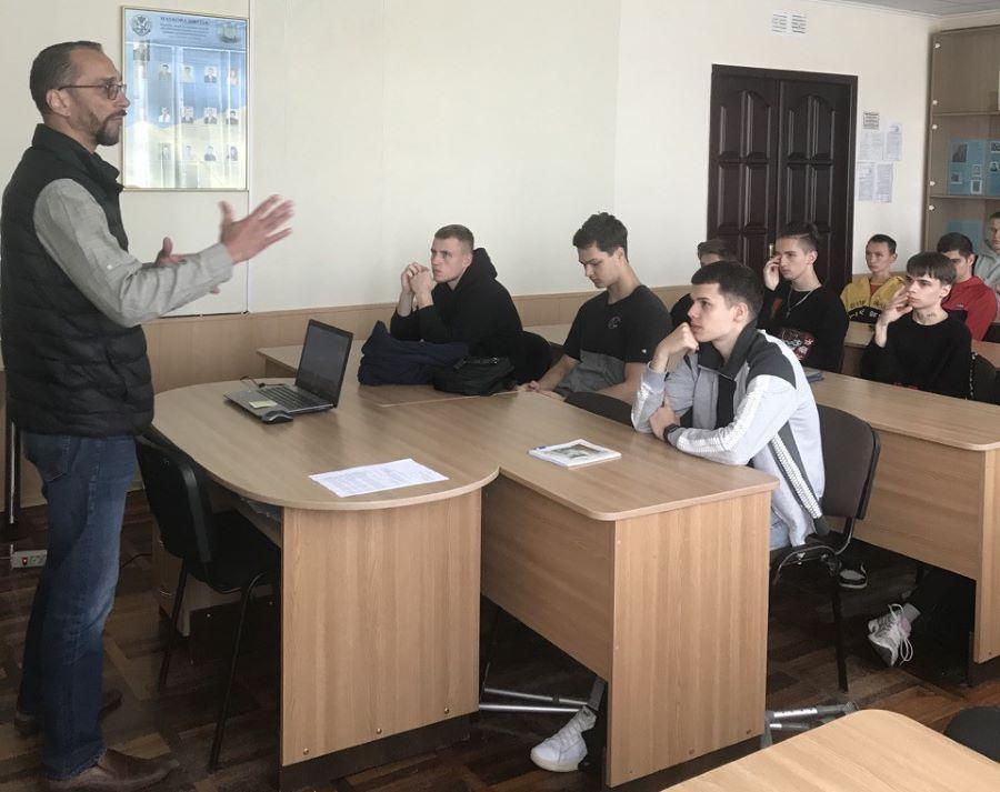Особливості системи управління інформаційною безпекою в державних установах та організаціях– важливий аспект кібербезпеки та захисту інформації під час воєнного стану: у ЧДТУ пройшла «гостьова лекція від стейкхолдера»