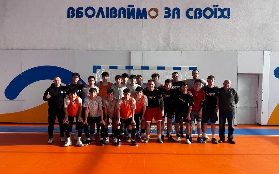 Команда ЧДТУ здобула ІІ місце у весняному турнірі з футзалу