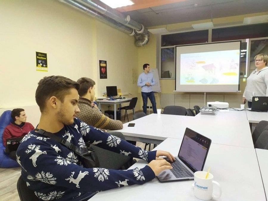 Студенти спеціальності «Інформаційні системи та технології» ЧДТУ проходять практику в провідних ІТ-компаніях міста