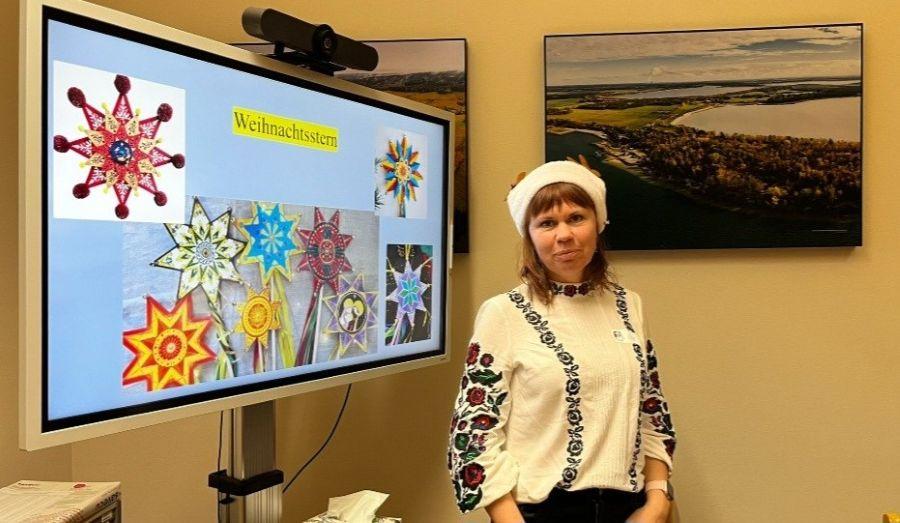 Доцентка ЧДТУ Ольга Ігнатьєва презентувала традиції українського Різдва у Державній канцелярії Саксонії