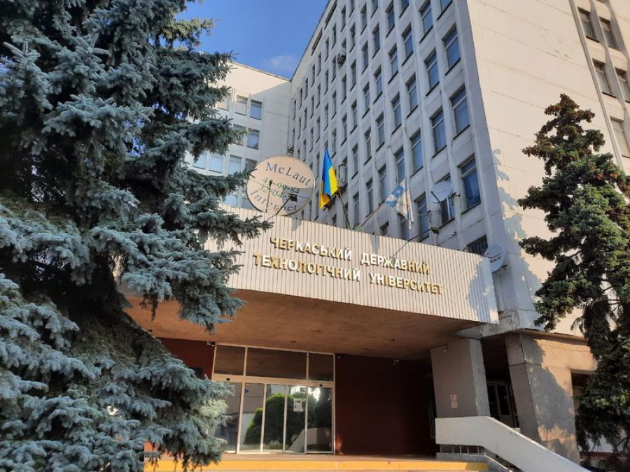 Графік та порядок проведення поселення студентів-першокурсників у студентські гуртожитки ЧДТУ на 2023/2024 навчальний рік