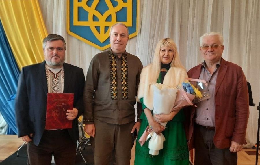 До Дня працівників освіти України професори ЧДТУ отримали почесні обласні відзнаки