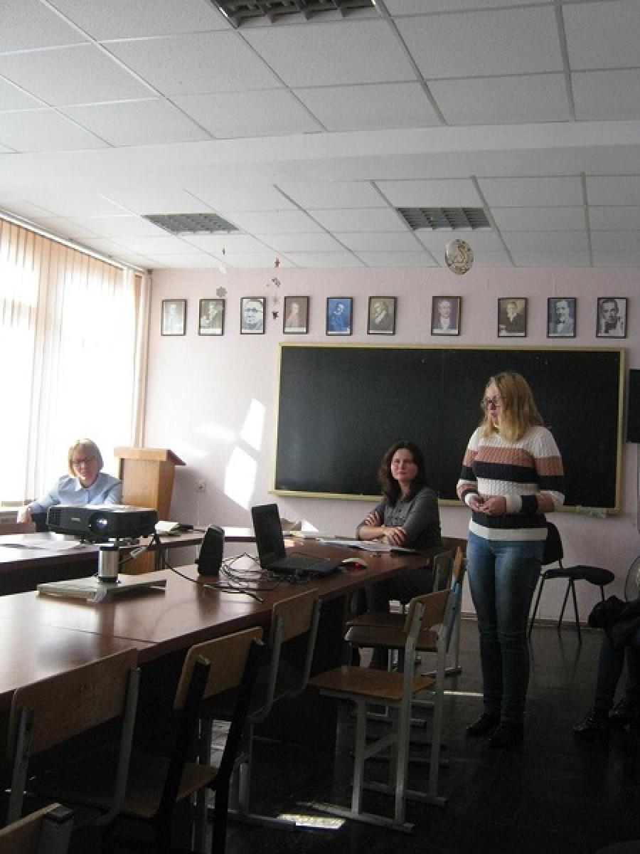 У ЧДТУ аналізували ринок перекладацьких послуг в Україні