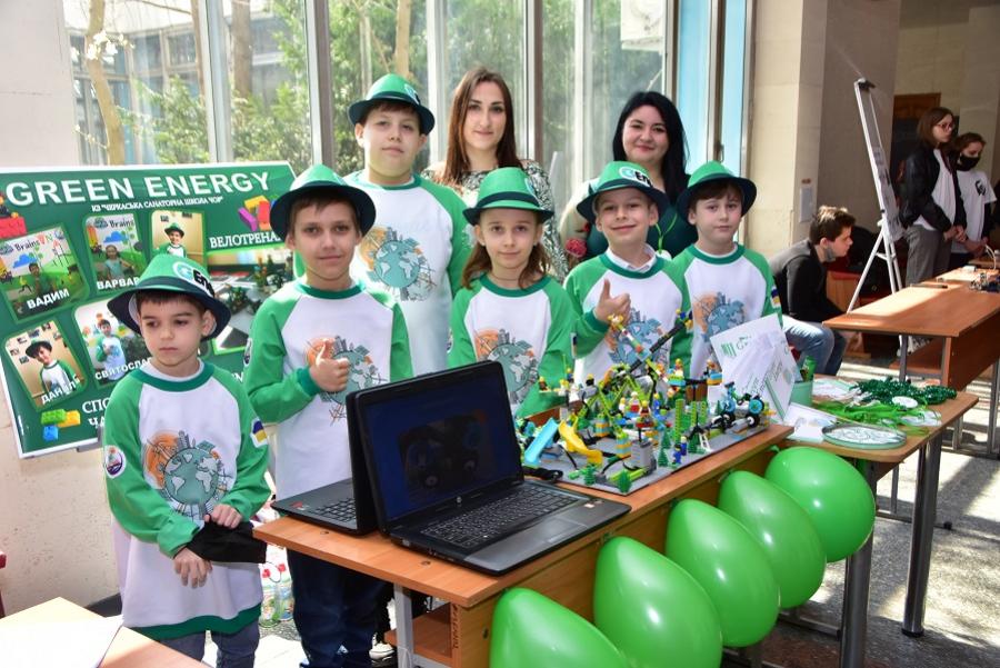 У ЧДТУ пройшов II обласний фестиваль робототехніки «Робофест ЧДТУ-2021»