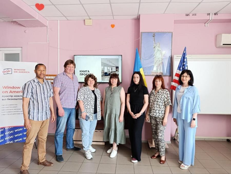 Кафедра дизайну ЧДТУ презентувала дизайн-проєкт інтер’єру читальної зали Черкаської обласної універсальної наукової бібліотеки імені Тараса Шевченка