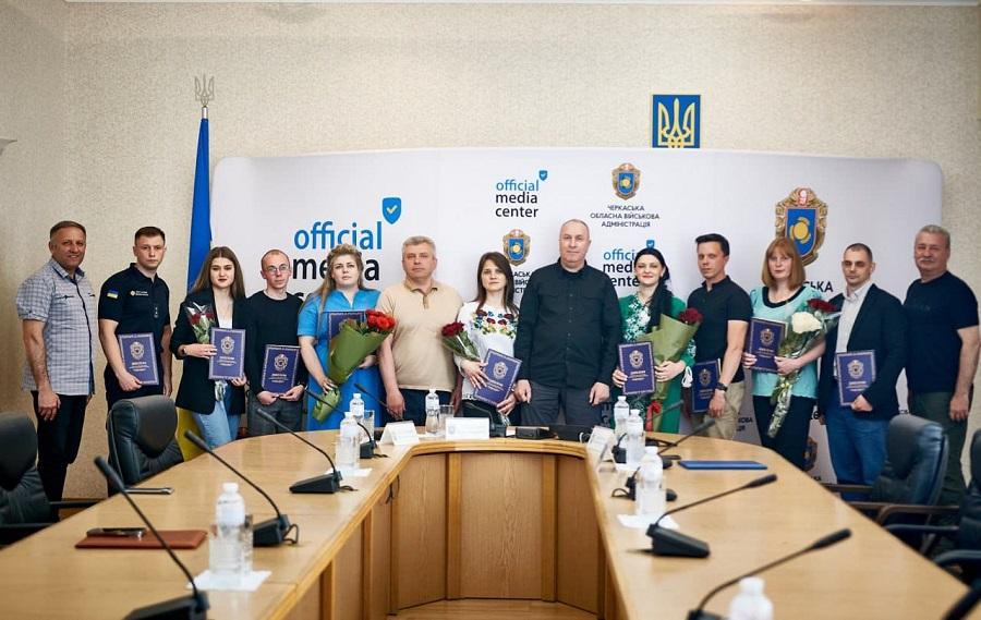 Молодих науковців ЧДТУ відзначили обласними преміями