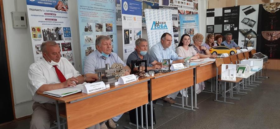 Факультет комп&#039;ютеризованих технологій машинобудування і дизайну ЧДТУ запрошує на навчання (відео)