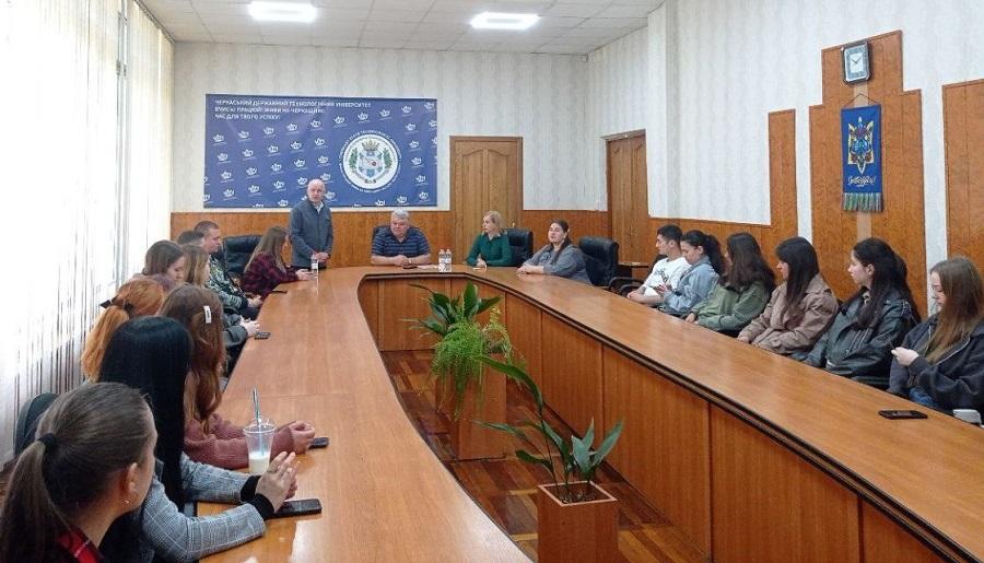 Стейкхолдер ЧДТУ Сергій Білик поділився з майбутніми маркетологами та менеджерами ЧДТУ секретами успішної кар’єри в бізнесі