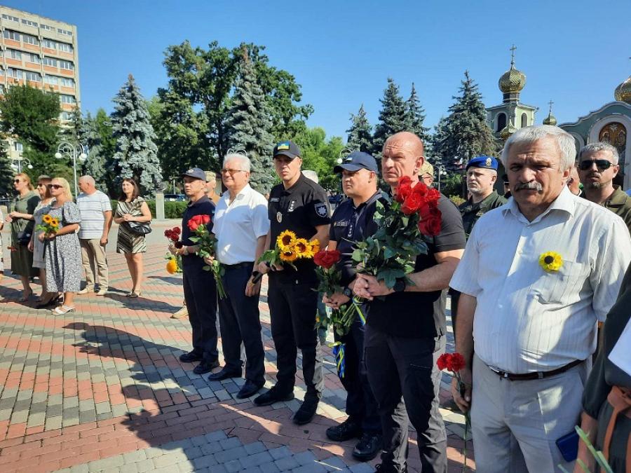 Делегація ЧДТУ взяла участь у заходах до Дня пам’яті захисників України, які загинули в боротьбі за незалежність, суверенітет і територіальну цілісність України