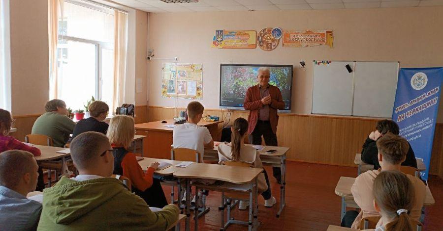 «Вчись, працюй, живи на Черкащині»: День ЧДТУ з креативними уроками пройшов у Будищенському закладі загальної середньої освіти