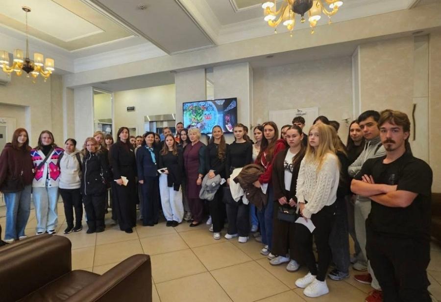Від теорії до практики: першокурсники кафедри туризму та готельно-ресторанної справи ЧДТУ ознайомилися з особливостями роботи сучасного готельно-ресторанного підприємства &laquo;Optima Черкаси&raquo;