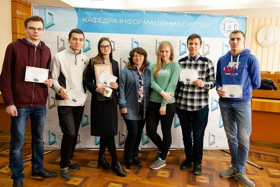Збірна команда ЧДТУ продемонструвала гідні результати на Всеукраїнській олімпіаді з веб-технологій та веб-дизайну