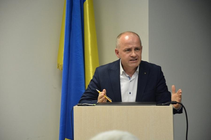 Про Історичну правду як базис українського державотворення говорив професор ЧДТУ Валентин Лазуренко на міжнародній конференції