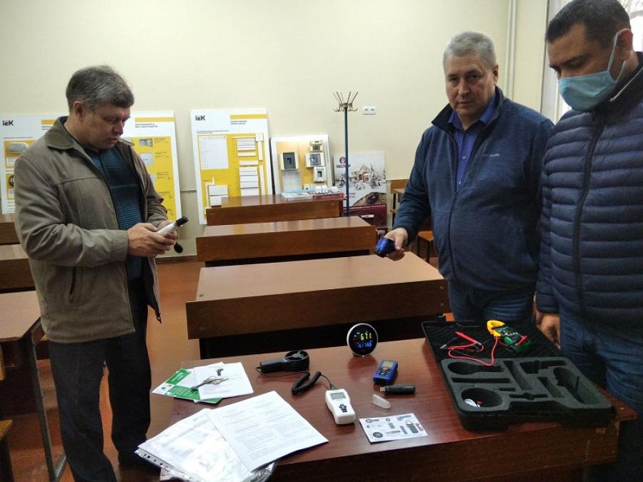 ЧДТУ отримав стандартизовані вимірювальні прилади для енергоаудиту від німецьких партнерів