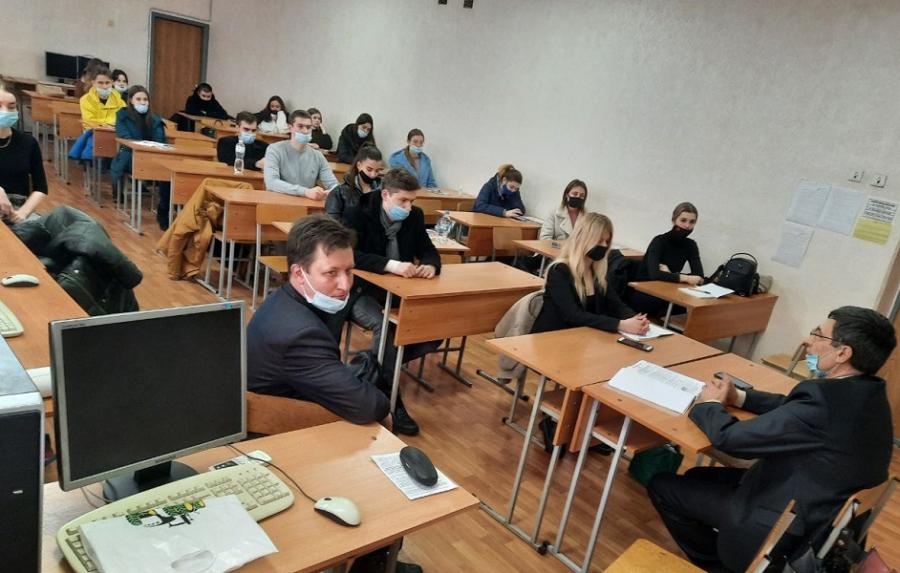 У ЧДТУ пройшла зустріч студентів із представниками Управління Держпраці у Черкаській області