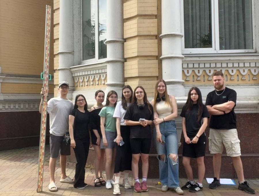 Першокурсники спеціальності &laquo;Архітектура та містобудування&raquo; ЧДТУ успішно захистили результати обмірної практики