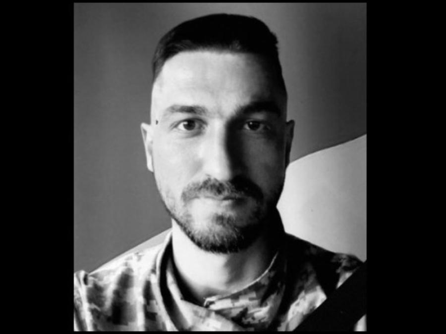 ВІЧНА СЛАВА ГЕРОЯМ: у Черкасах попрощалися із захисником України – випускником ЧДТУ Віктором Мещеряковим