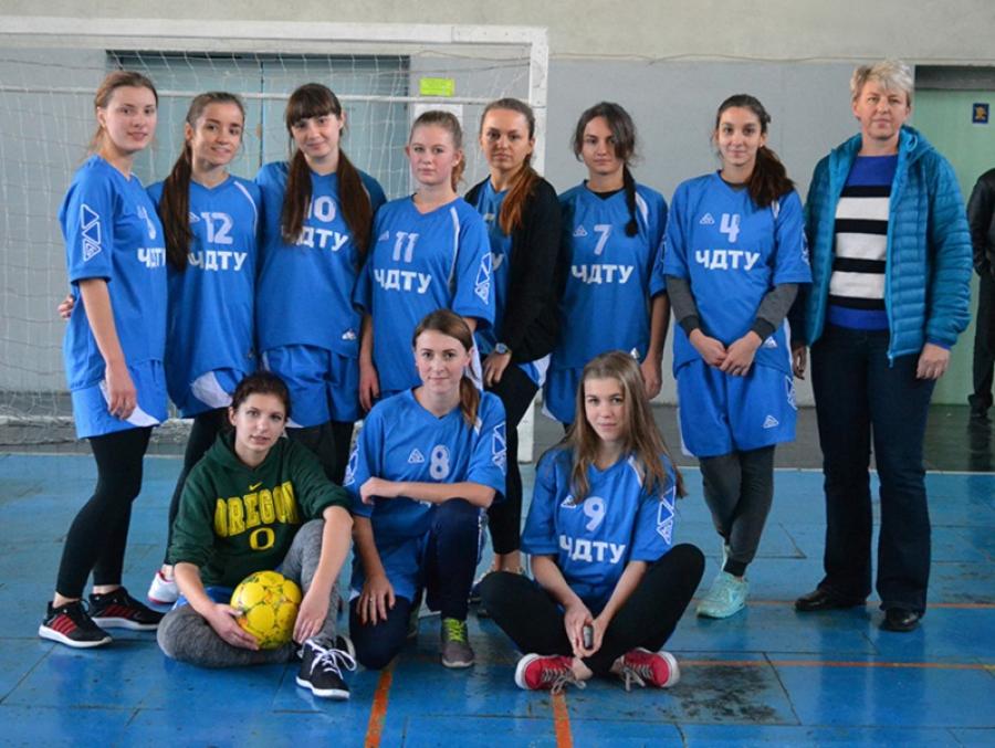 Команда дівчат ЧДТУ взяла участь у змаганнях із футзалу