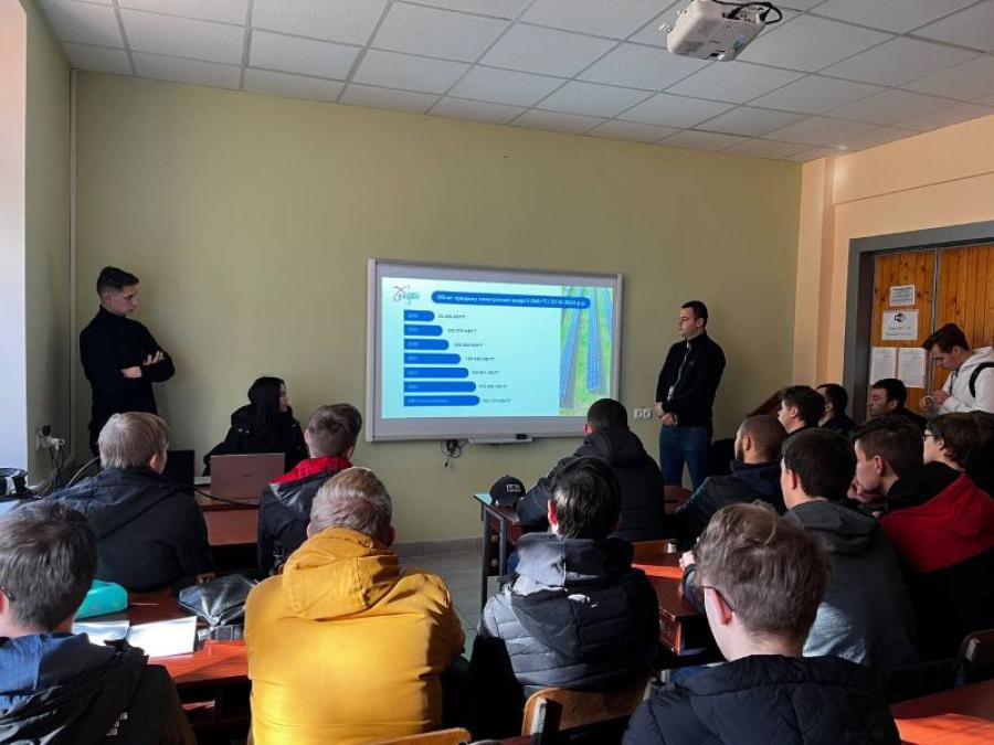 На кафедрі електротехнічних систем ЧДТУ відбулася зустріч зі стейкхолдером ТОВ  «Електролюксмонтаж»