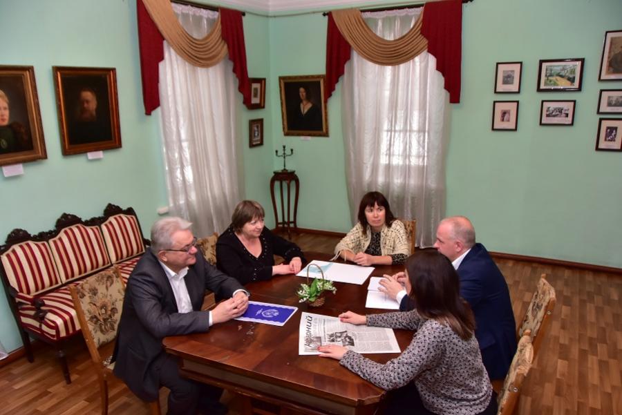 ЧДТУ обговорив напрями співпраці з Кам`янським державним історико-культурним заповідником для підготовки фахівців  із музеєзнавства та експертизи культурно-історичних цінностей