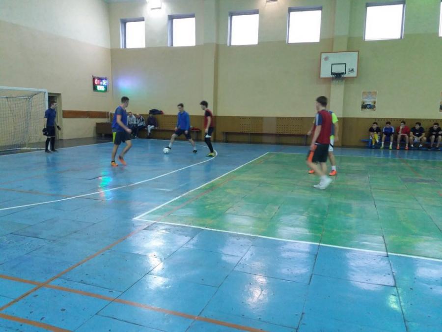 У ЧДТУ пройшов другий ігровий день загальноуніверситетського турніру з футзалу до 60-річчя вишу