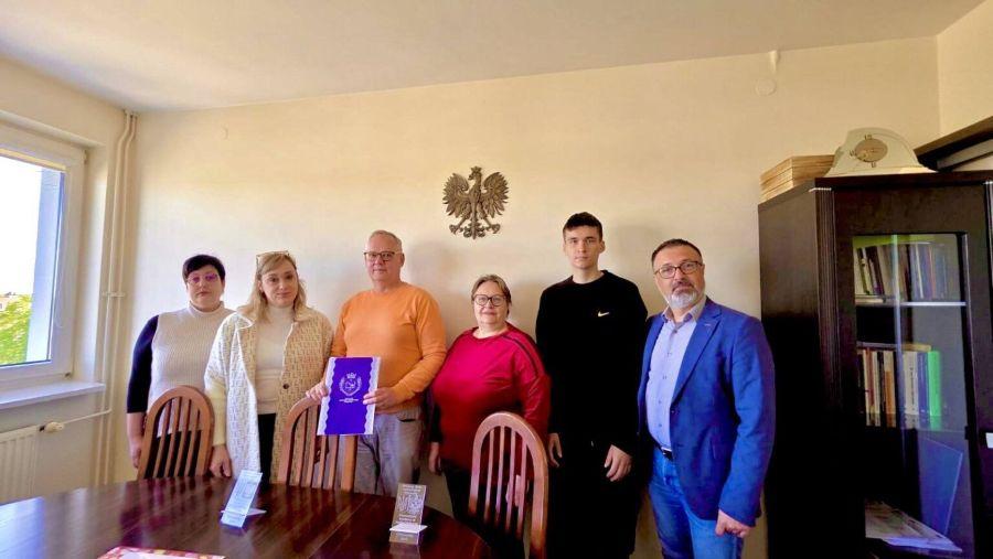 Науковці кафедри автомобілів та технологій їх експлуатації ЧДТУ пройшли стажування в Міжнародній академії прикладних наук у Ломжі