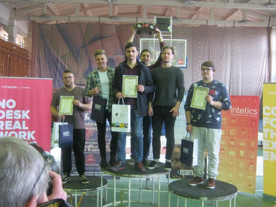 Студенти ЧДТУ взяли участь у Всеукраїнській олімпіаді з комп’ютерних систем штучного інтелекту