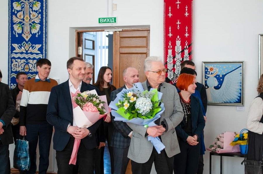 Представники ЧДТУ завітали на відкриття ювілейної виставки заслуженої художниці України Олександри Теліженко «Зеніт»