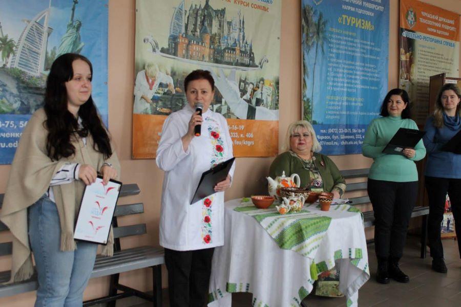 Кафедра туризму та готельно-ресторанної справи ЧДТУ влаштувала смачну «Битву млинців»