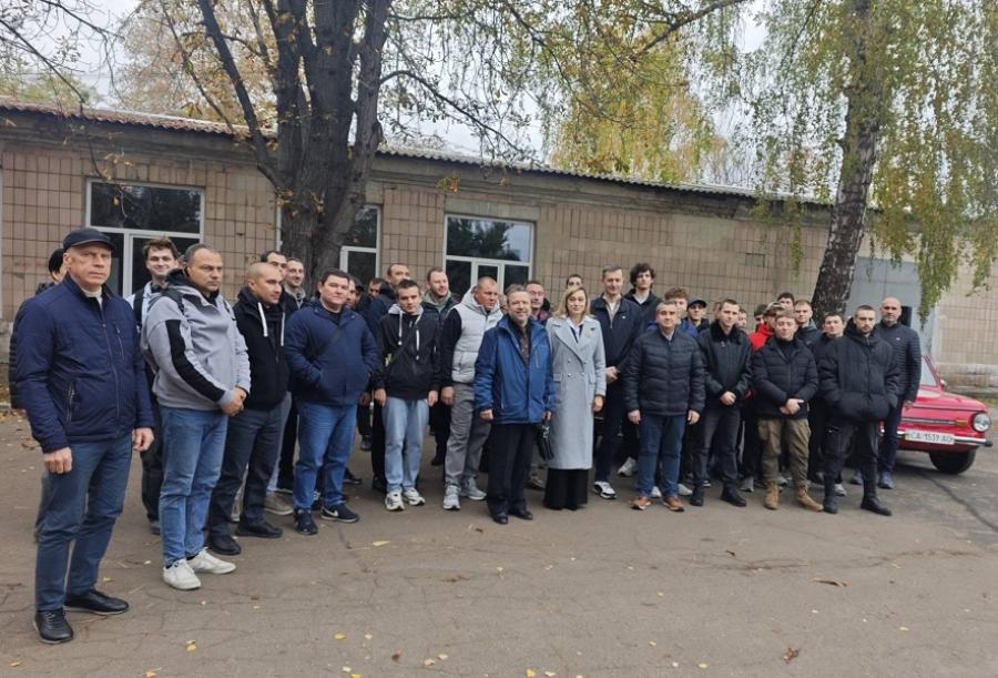 Від знайомства з професією до вибору майбутнього: кафедру автомобілів та технологій їх експлуатації ЧДТУ відвідали майбутні абітурієнти