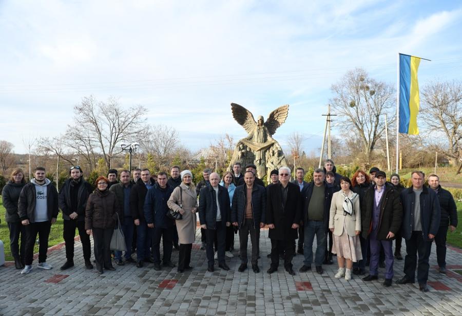 День ЧДТУ пройшов у Кіровоградській області в Новомиргородській громаді: просвітницький проєкт «Вчись, працюй, живи на Черкащині!» розширює географічні кордони