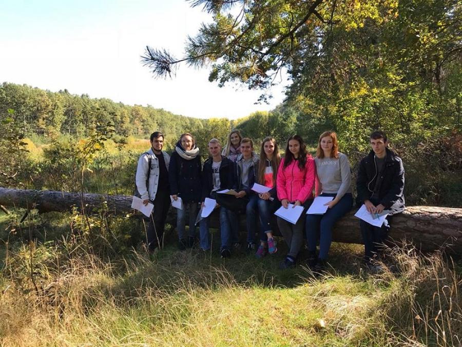 Студенти-екологи ЧДТУ досліджували рекреаційну зону Дахнівського лісництва