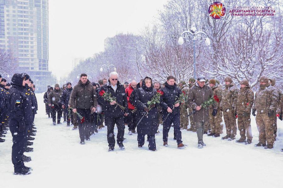 Делегація ЧДТУ долучилася до вшанування пам&rsquo;яті Героїв Небесної сотні