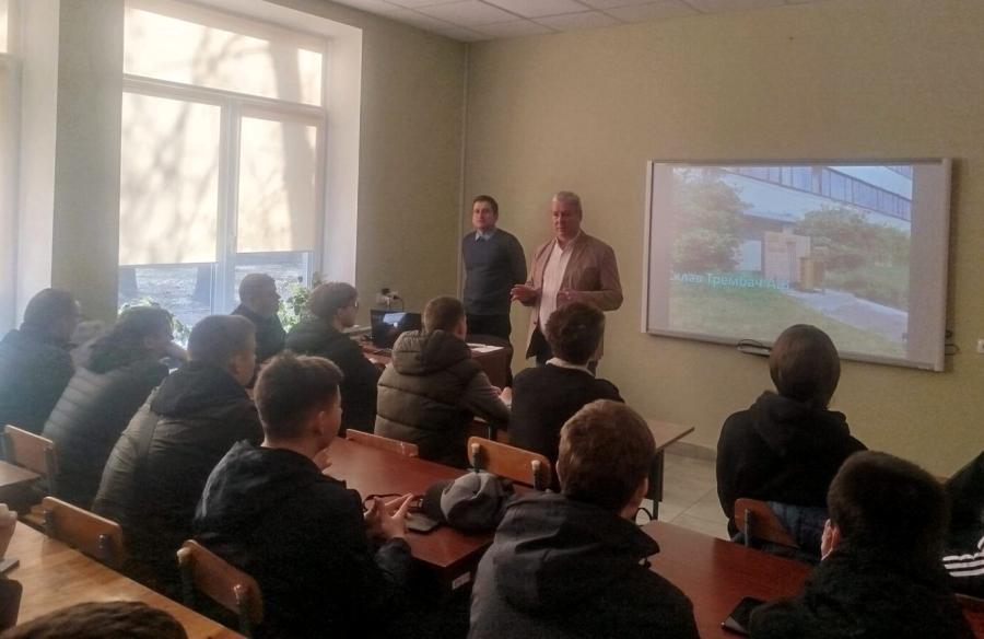 &laquo;Особливості системи електропостачання хімічного підприємства&raquo;: фахівець ПрАТ &laquo;АЗОТ&raquo; провів гостьову лекцію для студентів кафедри електротехнічних систем ЧДТУ